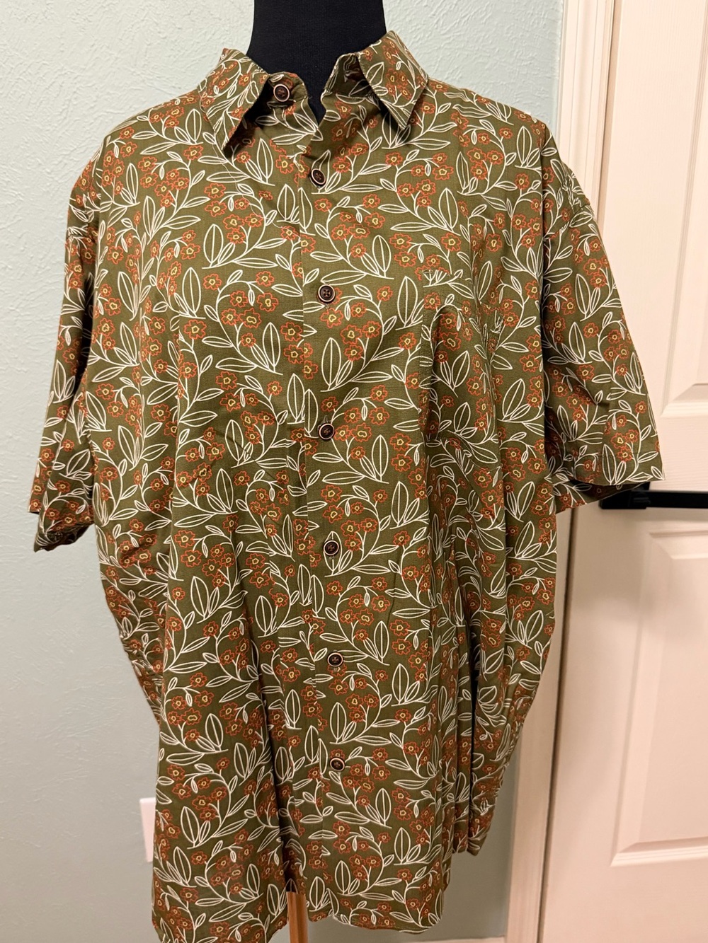Roundtree & Yorke Men's Olive Green Short-Sleeve Button-Up Shirt Leaf Print XL